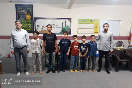به مناسبت هفته وحدت برگزار شد؛ مسابقات شطرنج در شهرستان حاجی‌آباد