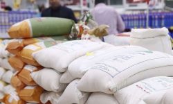 کشتی حامل برنج وارداتی در هرمزگان پهلو گرفت کشتی حامل برنج وارداتی در هرمزگان پهلو گرفت