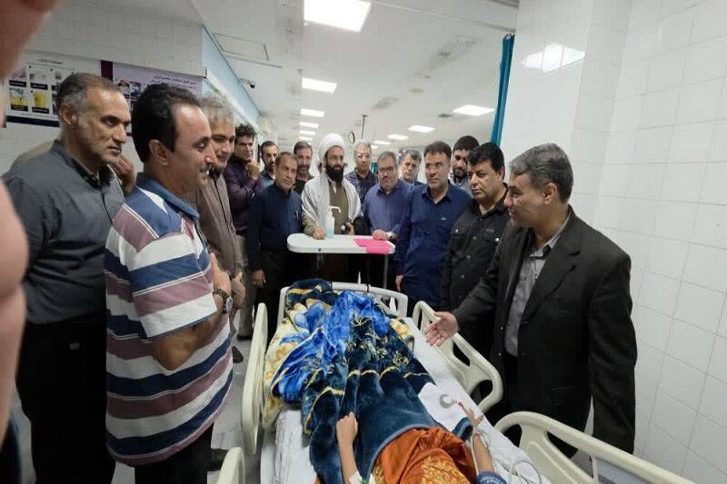 معاون استاندار هرمزگان از مجروحان تجاوز ارتش آمریکا به کوهستک عیادت کرد/ شهادت تلخ کودک چهار ساله + تصاویر