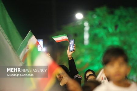 رجزخوانی بانوی قشمی پس از حمله ارتش تروریستی آمریکا به جزیره قشم – خبرگزاری مهر | اخبار ایران و جهان