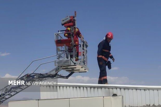 لیاقت: ۳۷۵ عملیات آتشنشانی و امداد و نجات در بندرعباس انجام شد – خبرگزاری مهر | اخبار ایران و جهان لیاقت: ۳۷۵ عملیات آتشنشانی و امداد و نجات در بندرعباس انجام شد – خبرگزاری مهر | اخبار ایران و جهان