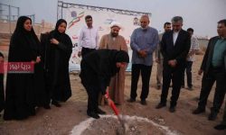 گلنگ «خانه هنر افراد دارای معلولیت» در بندرعباس به زمین زده شد گلنگ «خانه هنر افراد دارای معلولیت» در بندرعباس به زمین زده شد